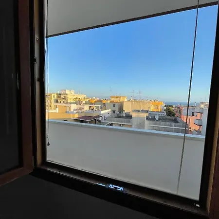 Attico Amaranto *